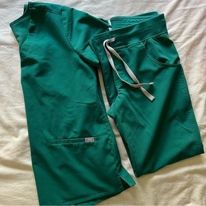 Figs Green Scrub Set size XS (top XS and bottom XSP)